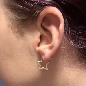 Gold star earrings